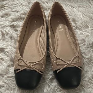 Cap toe ballet flat